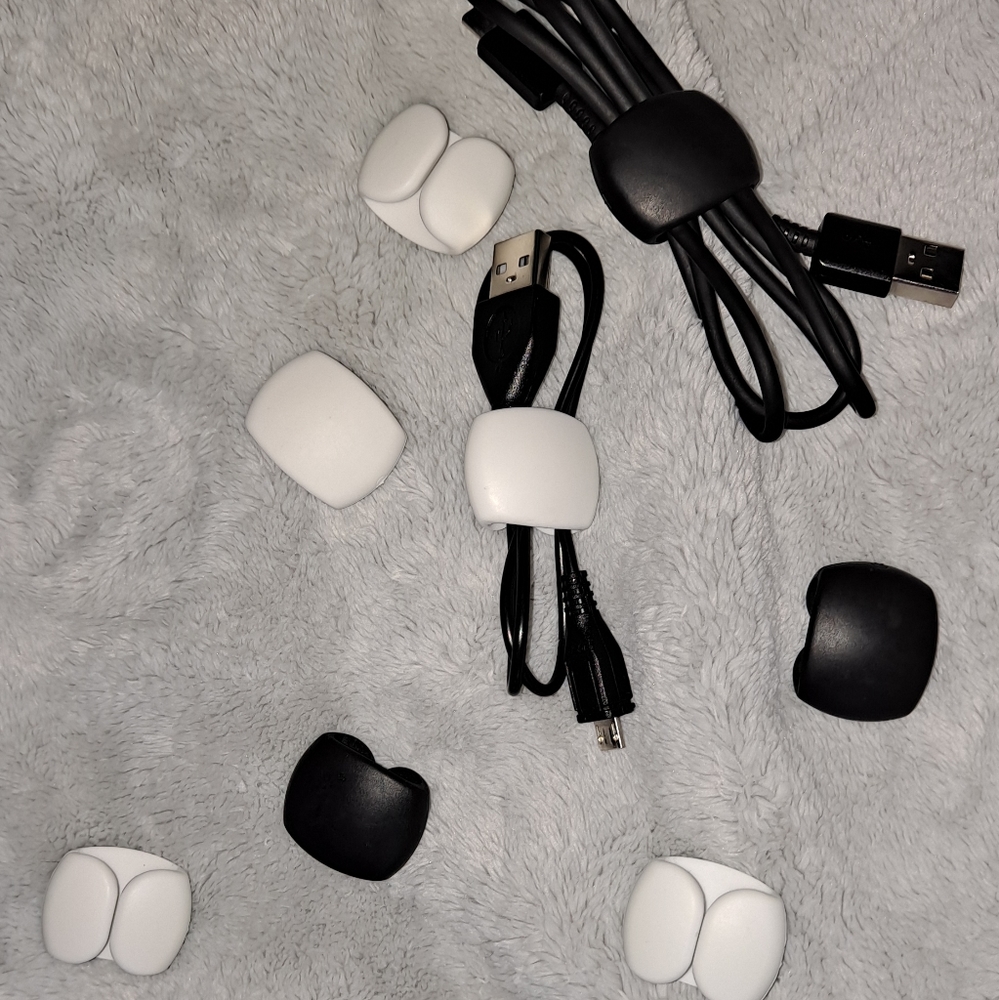 Cable organizer - Picture 7 of 7